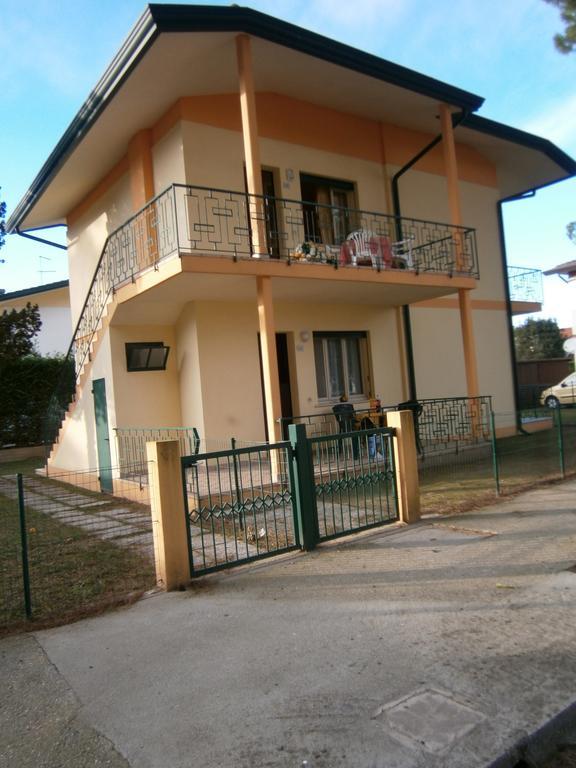 Luca Villa Bibione Buitenkant foto